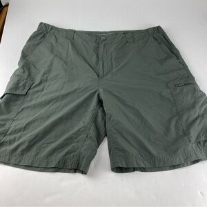 Columbia Mens 40 Green Nylon Cargo Shorts Outdoors Hiking Lightweight Packable